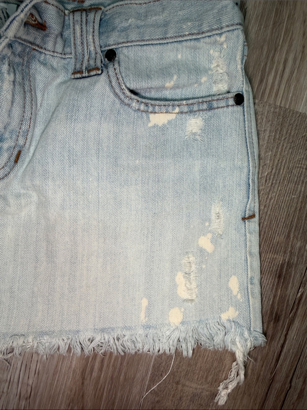 Abercrombie & Fitch Vintage Light Blue Distressed Denim Mini Skirt Size 6 - Picture 4 of 10